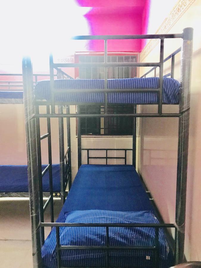 Merit Guest House Chennai Ngoại thất bức ảnh